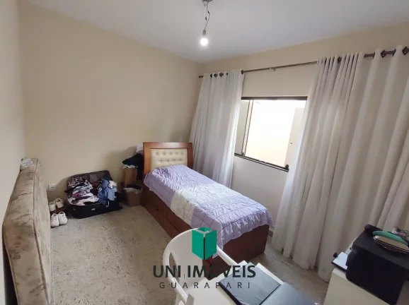 Imagem Linda e ampla casa à venda em Nova Guarapari, 10 minutos a pé da Praia de Peracanga e Bacutia.