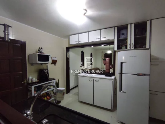 Imagem Casa à venda, 60 m² por R$ 385.000,00 - Artistas - Teresópolis/RJ