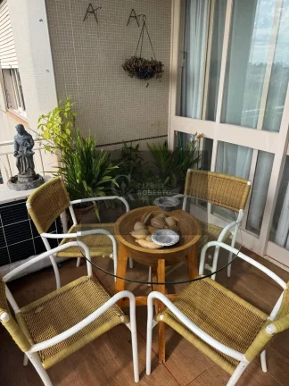 Imagem Apartamento com 3 Quartos à venda, 150m² - Centro