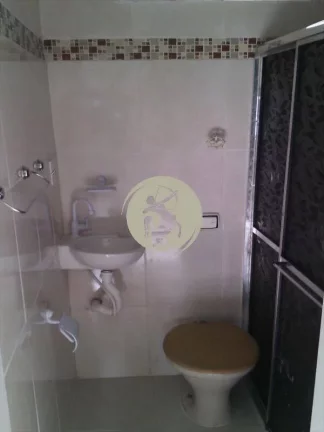 Imagem KIT A VENDA NO EMBARE 1 SALA E 1 BANHEIRO 1 QUADRA DA PRAIA APARTAMENTO REFORMADO
