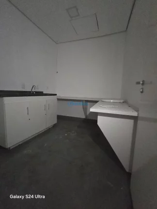 Imagem Loja/Salão de 200m² em Água Branca, São Paulo: Locação por R$9.500 - Confira!