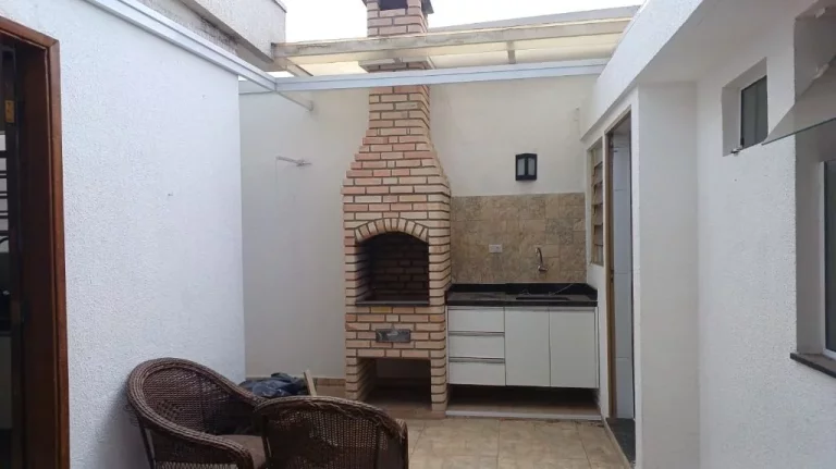 Imagem Casa com 3 dormitórios à venda, 175 m² por R$ 1.400.000 - Centro - Mogi das Cruzes/SP
