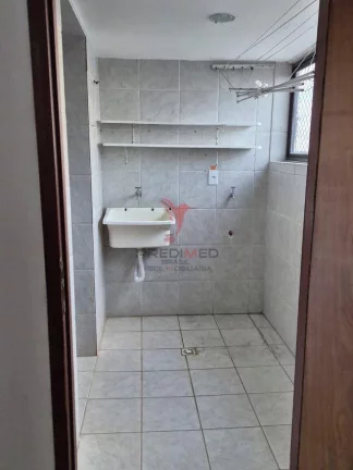 Imagem Vende-se apartamento em ótima localização, próximo a tudo que você precisa pra viver bem