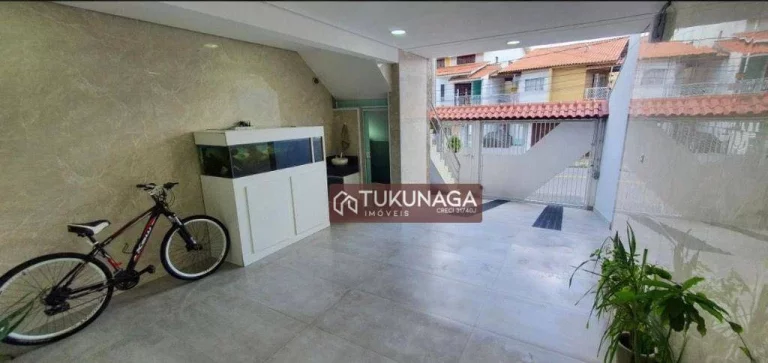 Imagem Sobrado com 3 dormitórios à venda, 252 m² por R$ 1.060.000,00 - Parque Renato Maia - Guarulhos/SP
