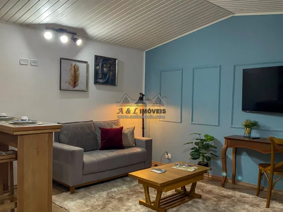 Imagem Studio à Venda em Campos do Jordão — Jaguaribe, Mobiliado e com Jardim