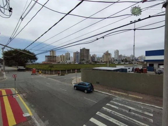 Imagem Sobrado com 2 dormitórios à venda, 100 m² por R$ 490.000,00 - Vila Guilhermina - Praia Grande/SP