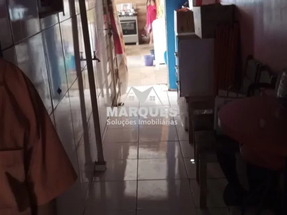 Imagem Casa com piscina e preço incrível no Jardim São Sebastião!