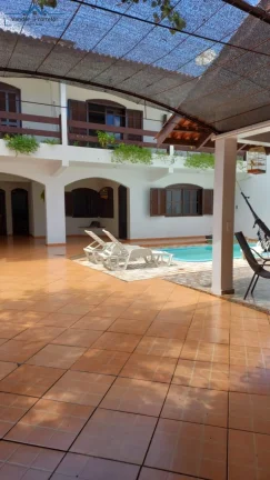 Imagem Sobrado com 3 quartos e 1 suite, para venda no birro 3 Bandeiras.
