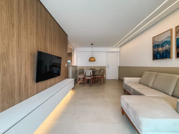 Imagem Imperdível apartamento de 3 quartos na Riviera de São Lourenço Módulo 07: 110,74m², 1 suíte, 3 salas, varanda gourmet e 2 vagas.