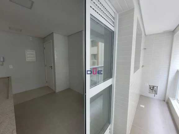 Imagem Apartamento quadra praia com 2 dormitórios à venda por R$ 890 - Aparecida - Santos/SP