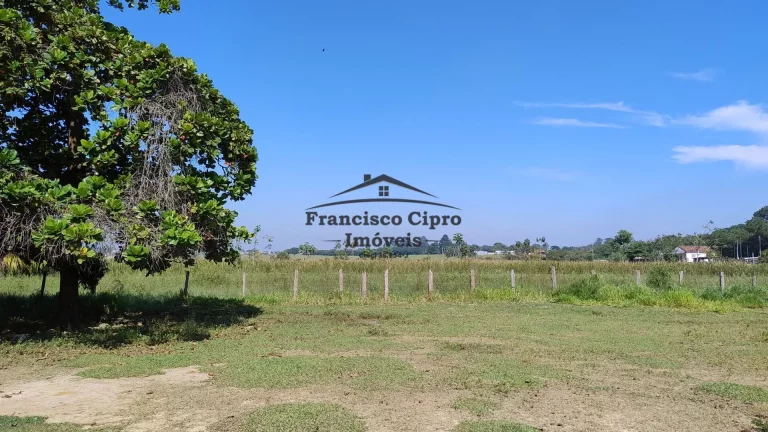 Imagem Sítio à venda no bairro Chácaras Piagui - Guaratinguetá/SP
