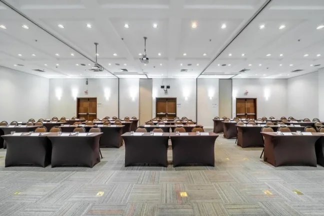 Imagem Flat disponível para locação no Mercure Guarulhos, com 32m², 1 dormitório e 1 vaga