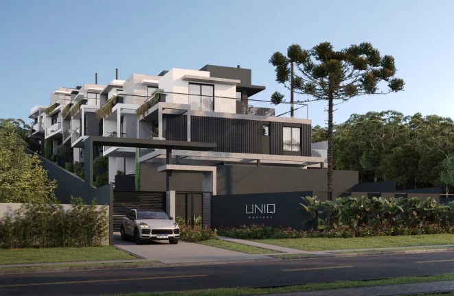 Triplex em condomínio fechado no Mercês