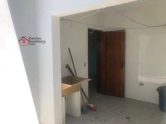 Imagem Excelente sobrado de 265 m localizado na região da Cidade Continental/ Parque São Lucas. O imóvel possui 4 dormitórios sendo 1 suíte, total de 3 banh