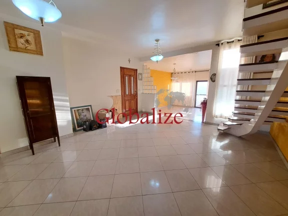 Imagem Cobertura à venda com 4 dormitórios no Gonzaga em Santos por R$ 2.800.000,00