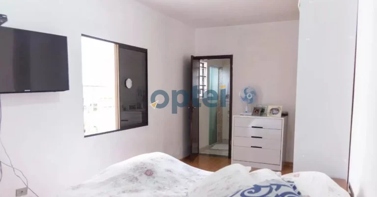 Imagem CASA TERREA COM 03 QUARTOS (01 SUITE) NO OTIMO BAIRRO DO JARDIM HOLLYWOOD -SBC