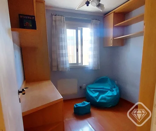 Imagem Casa em condomínio na Tristeza
Não geminada, com 3 dormitórios e pátio lateral

Uma raridade na ...