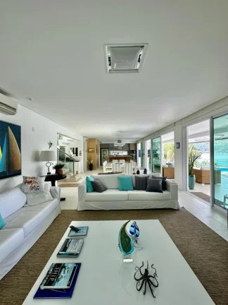 Imagem Linda casa em condomínio na Praia da Santa Rita em Ubatuba!