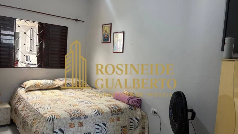 Imagem CASA COM 4 DORMITÓRIOS E 2 SUÍTES PRAIA MARTIM DE SÁ