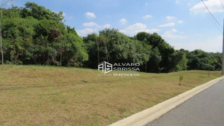 Imagem Terreno plano à venda no Condomínio Saint Paul em Itu/SP, com 360 m² de área total.