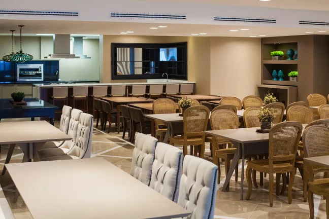 Imagem Decorado com 4 dormitórios à venda sendo 4 suítes, 233 m² por - R$ 13.200.000,00 - Centro - Bal. Camboriú/SC