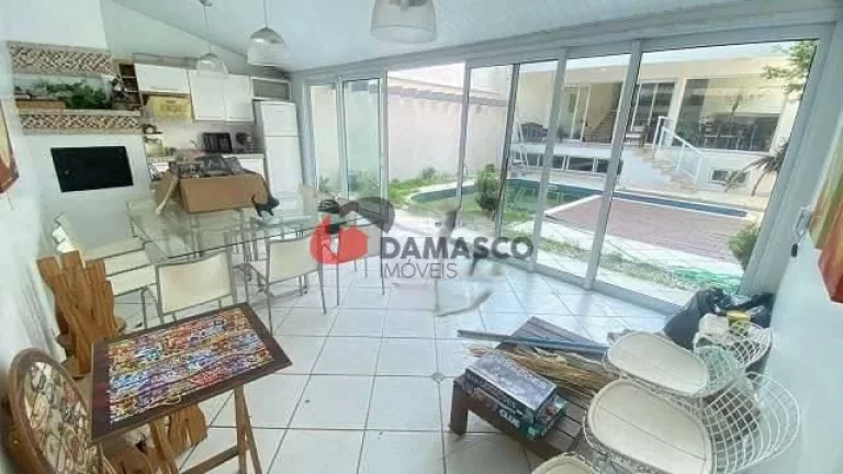 Imagem Sobrado à venda 3 Quartos, 3 Suites, 5 Vagas, 380M², Jardim, Santo André - SP