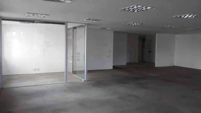 Imagem Conjunto comercial na Faria Lima