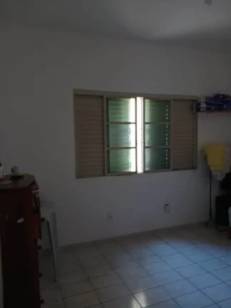 Imagem Fantástica Casa no Pedregulho em Guaratinguetá SP