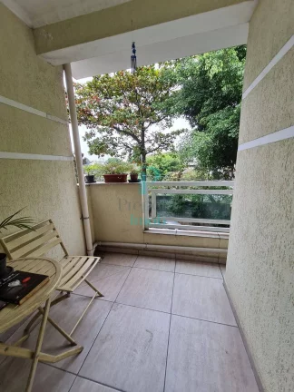 Imagem Sobrado em Osasco à Venda - Oportunidade