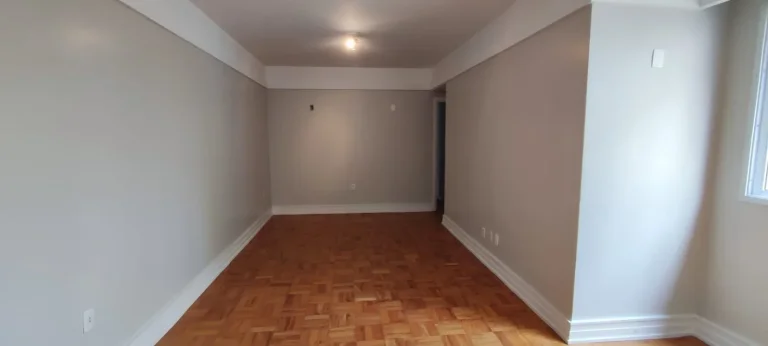 Imagem Apartamento 150 M², 3Q, 1 Suíte, Lavabo, 4 Banheiros, 1 Vaga fixa e escriturada, Dependência completa de serviço, Próximo a 2 estações do metrô.