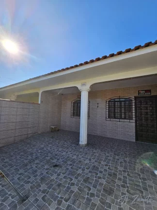 Imagem Casa a venda no Balneário Saint Etienne a 150 metros do Mar