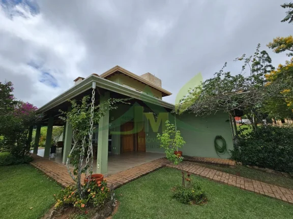 Imagem Chácara à Beira da Represa em Piracaia-SP – 3 Suítes, Piscina e Vista Deslu