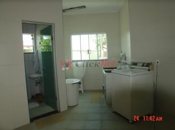 Imagem Belíssimo Sobrado para Venda no Bairro Dos Casa em São Bernardo
