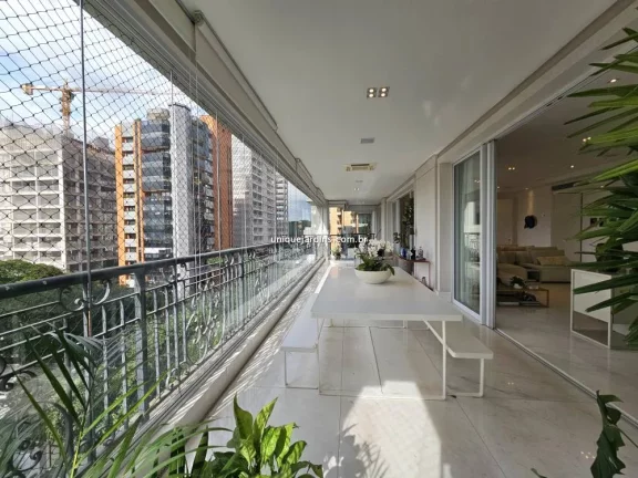 Imagem Apartamento à venda Moema São Paulo