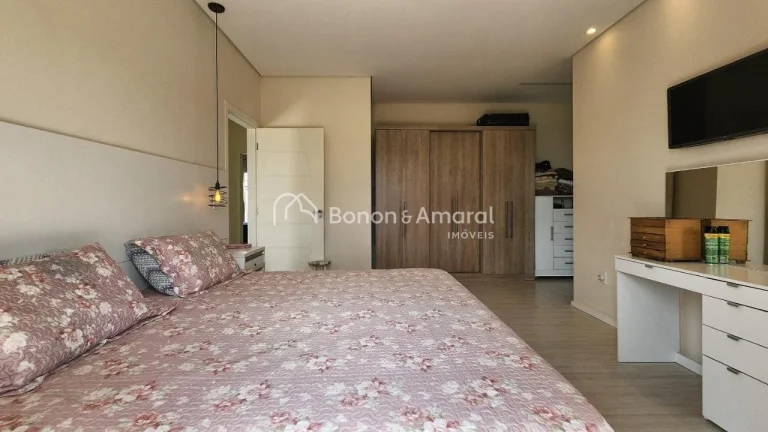 Imagem Confira essa excelente oportunidade no Residencial Mont Alcino, em Valinhos/SP. Esta linda casa cont...