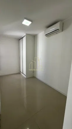 Imagem Apartamento à venda na Pituba, Alameda Catania: 2 suites, 2 salas, 3 banheiros, 2 vagas de garagem, 84,00 m² de área.