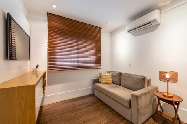 Imagem Apartamento com 3 Quartos à Venda, 162 m² em Itaim Bibi - São Paulo