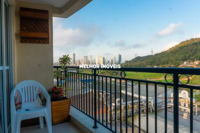 Imagem Apartamento Semi Mobiliado á Venda com 02 Suítes