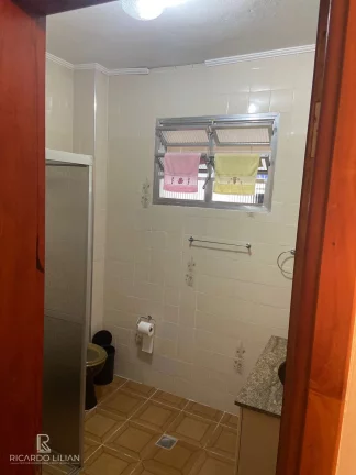 Imagem Apartamento no Canto do Forte a 3 quadras da praia - 1 dormitorio e uma vaga - A VENDA!!!