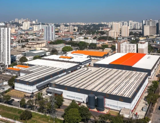 Imagem Galpão Industrial para Locação em São Paulo-SP, Bairro Água Branca 5 Salas, 2 Banheiros, 4 Vagas, 3.623m²