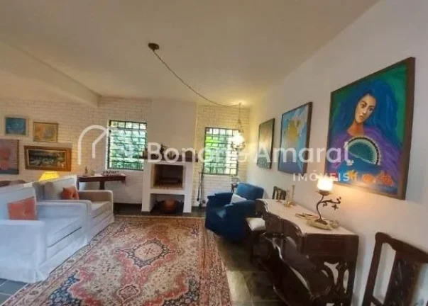 Imagem Casa com 4 Quartos e 3 banheiros à Venda, 481 m