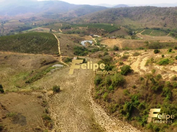 Imagem FAZENDA EM COLATINA (28KM DO CENTRO) / UM IMPERDÍVEL NEGÓCIO!