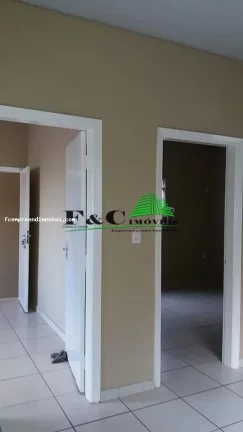 Imagem Casa para Venda em Cordeirópolis, Centro, 3 dormitórios, 1 banheiro, 2 vagas