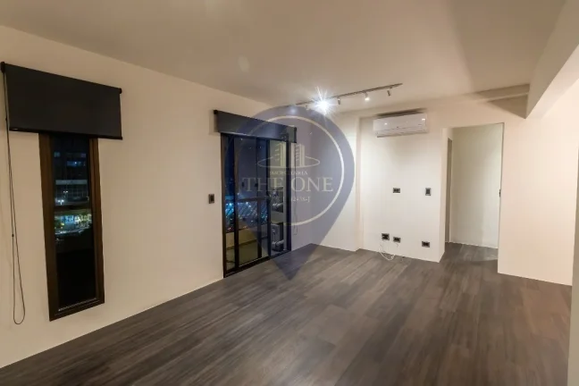Imagem Apartamento à venda na Vila Olímpia, São Paulo-SP: 2 quartos, 1 suíte, 2 salas, 3 banheiros, 1 vaga de garagem e 80m² de área.