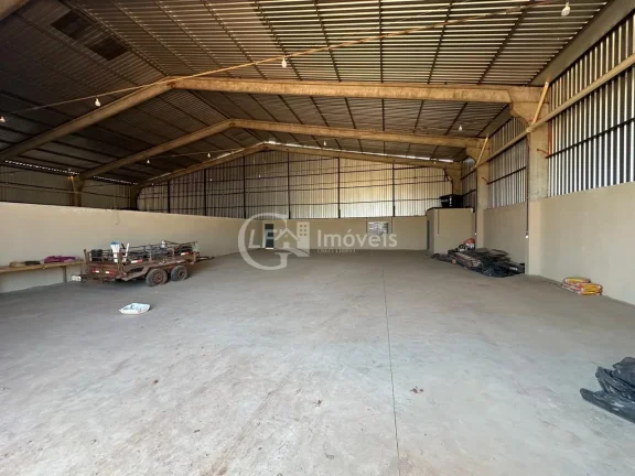 Imagem Aluguel de Barracão Comercial em Ribas do Rio Pardo-MS, Bairro Vale do Sol, 600m², 1 Banheiro!