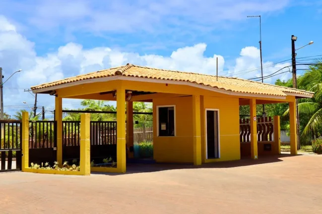 Imagem Casa em Condomínio com Piscina em ITACIMIRIM, Camaçari - Venda