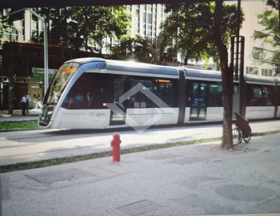 Imagem Loja Comercial 532m² na Rua da Carioca | Centro do Rio | Frente de Rua
