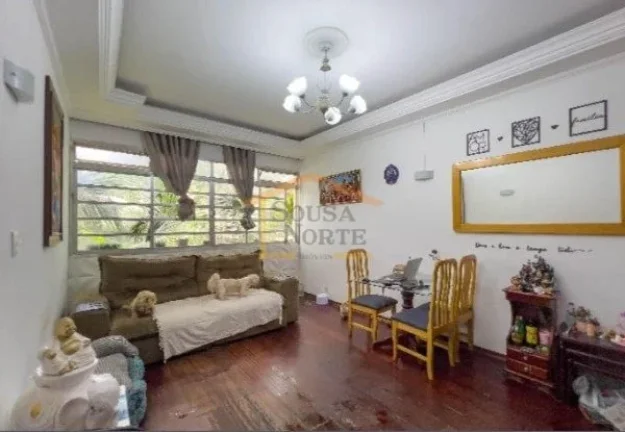 Imagem Apto 104m², 3 dormitórios aconchegantes com pisos em madeira, sendo 1 suíte com banheira, cozinha...