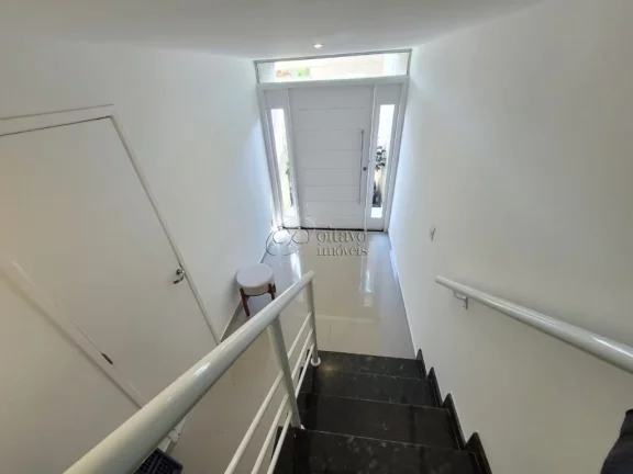 Imagem Linda casa triplex a venda no São Marcos com 3 quartos, suíte e quintal!
