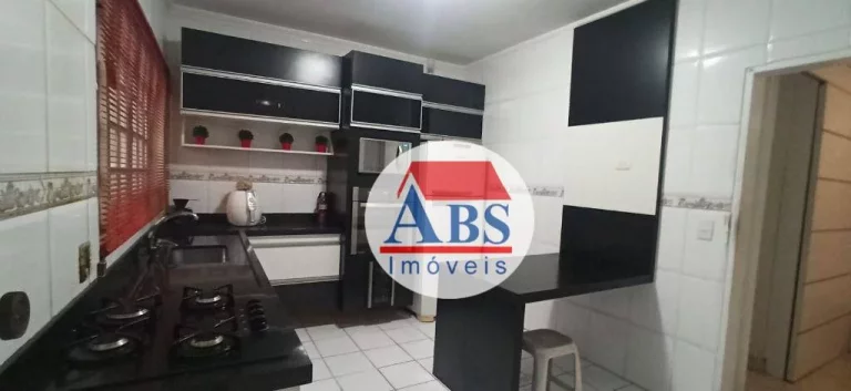 Imagem Sobrado com 2 dormitórios à venda, 96 m² por R$ 310.000,00 - Vila Ponte Nova - Cubatão/SP